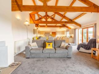 3 Bed in Denby Dale 88924 - 2