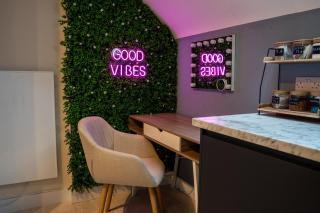 Upbeat Jungle Loft Apartment - 1