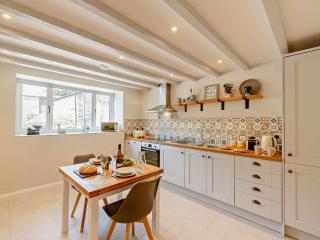 1 Bed in Abergele 88976 - Llanfair Talhaiarn - 1