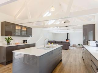 4 Bed in Falmouth 85825 - 7