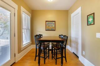 Home with Garage, Hot Tub, near OSU & Short North - 3