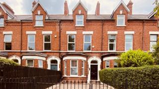4BR Spacious Home- 5 Mins to City- Free Secure Parking - Belfast - 8