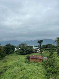 Shelter and sky - 7