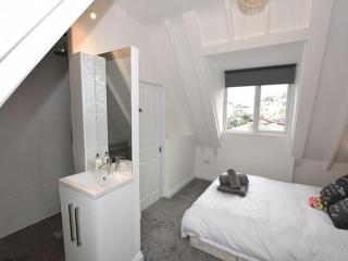 3 bed in Plymouth 39989 - Plymouth - 2