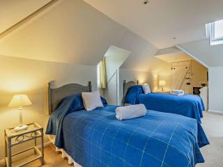 4 Bed in Uckfield BT021 - Buxted - 2