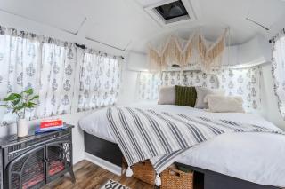 Flight of Fancy Vintage Airstream Rental - 7