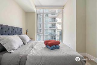 31st Floor High Rise 1 Bedroom with Sofa Bed Apartment at The Guardian South - Calgary - 6