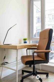 31st Floor High Rise 1 Bedroom with Sofa Bed Apartment at The Guardian South - 9