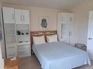 Contemporary 2BR Villa in Jolly Harbour - Jolly Harbour - 5