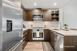 Luxury Spacious 2 Bedroom Apartment at The Radius - Calgary - 1
