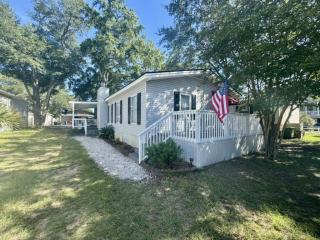 Ocean Lakes 2 golf cart 4 bedroom - 6