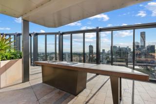 Fully Equipped Inner-City Studio near CBD - 4