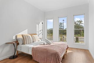 Modern 3BR Home in Peaceful Park Ridge Estate - Park Ridge - 7