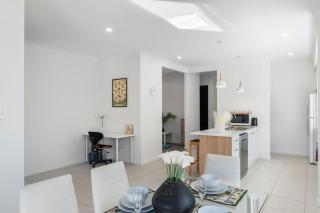 Modern 4BR Comfort in Quiet Park Ridge Location - Park Ridge - 5