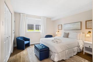Stunning One-Bedroom Condo With Lake View - Mont-Tremblant - 3