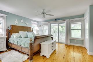 Steps to Ocean Luxe Kure Beach Home with Game Room - Carolina Beach - 8