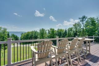 Rustic 3-Story Pittsburg Cabin with Lake and Mtn Views - Pittsburg - 0