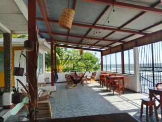 Miraflores beach front stay - 7