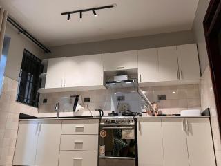 Home2Suite by Veronica Bunga-Buziga-Munyonyo- Luxury with Netflix, DStv, Wi-Fi, & Free Parking - 2