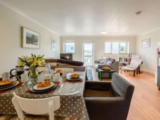 3 bed in Freshwater East FB099 - 8