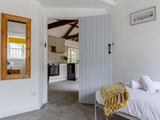 2 Bed in Falmouth 78621 - Penryn - 2