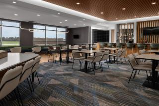 SpringHill Suites by Marriott Grand Island - 4