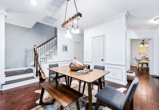 Updated Home, Zen Vibe, 3BR w Cowboy Pool - Houston - 3