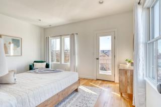 Spacious 2BR - New Luxury Townhouse Stay - Portland - 1