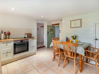 2 Bed in South Molton 86611 - Dennington - 1