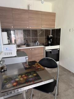 Comfortable house for two - Artemida - 1