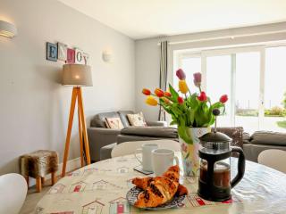 2 Bed in Pevensey Bay BT070 - Pevensey - 2