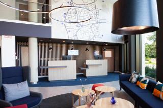 Holiday Inn Express & Suites Monheim am Rhein by IHG - Monheim - 9