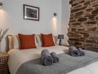 2 Bed in Pengenffordd BN366 - Cathedine - 3
