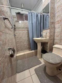 MG suite - Baños - 2