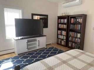 Waterfront Luxury in Town - 3