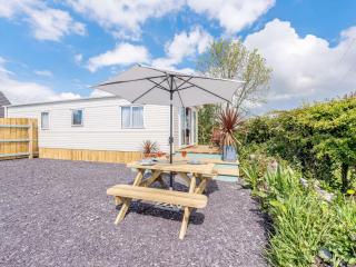 2 Bed in Newborough 82559 - Brynsiencyn - 1