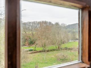 2 Bed in Llangynidr BN052 - 3