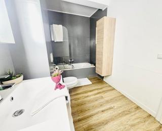 Chic 2BR easy access to the train station-2b - Luxembourg - 3