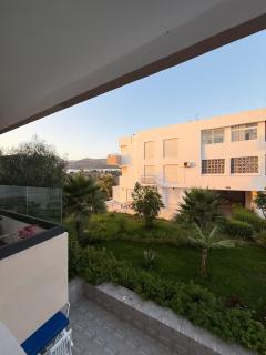 Luxury apartment with a pool - 6