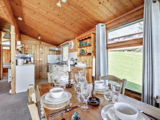 2 Bed in Aberdovey DY050 - Aberdyfi - 1