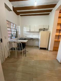 Casa pequena e aconchegante em Passa Quatro, MG - Passa Quatro - 1