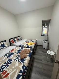 Queen Street AC SUITE-Free Wifi& Self Checkin - 9