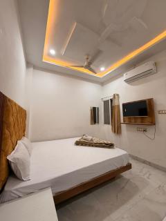 Hotel Tathaastu Palace - 1