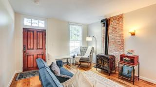 Dtwn at Your Door Historic Frederick Gem with Yard! - 4