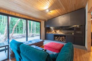 On a remote island surrounded by pure nature - - 7
