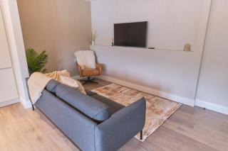 Riverside Dingle - Luxury Apt 4 - 6