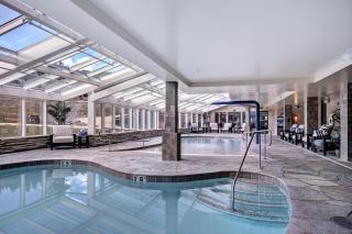 Exclusive Slopeside Luxury at Peak 8, Ski In-Ski Out with Hot Tub and Pools - 7