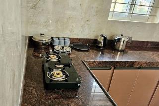 TrueLife Presidential Suites - 3BHK Large Apartments - Breakfat Included - Modular Kitchen - Super fast WiFi, Smart TV, 250 Jio Channels - Parking - Easy access to all Temples - Top service with lots of love - Tirupati - 3