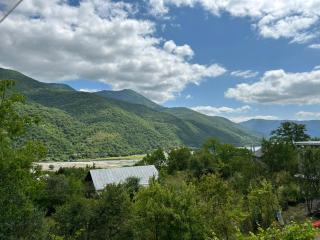 Ananuri Mountain Escape - 9