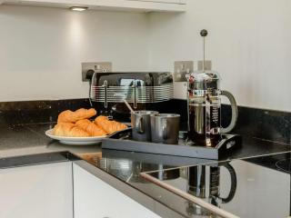 4 Bed in New Romney 88208 - 2
